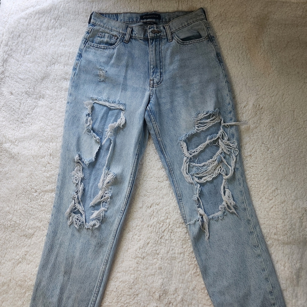 Aeropostale Light Blue Distressed Mom Jeans